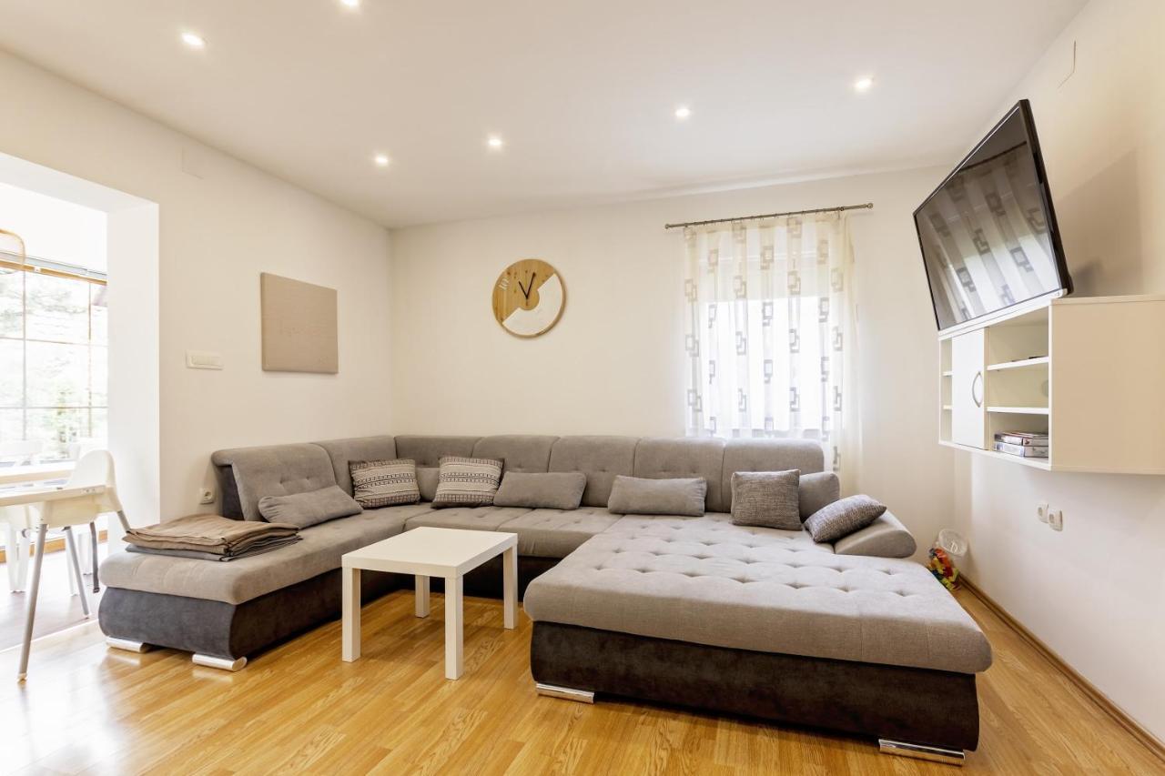 Вилла Cozy House Ania Плитвицкие озёра Экстерьер фото